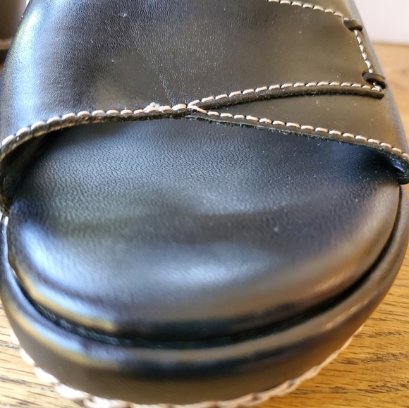 Gianni Bini Black Wedge Sandals - Picture 14 of 14